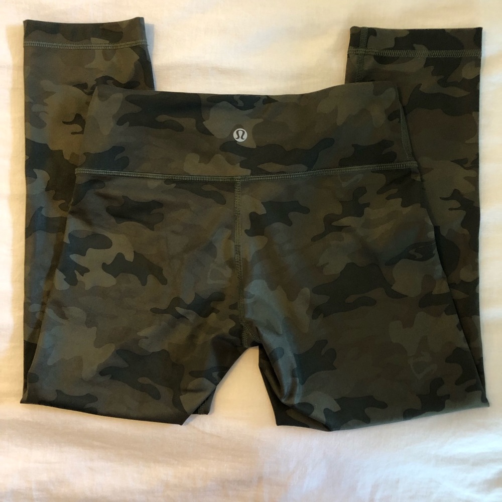 LULULEMON Wunder Under camo crop leggings - Picture 3 of 5